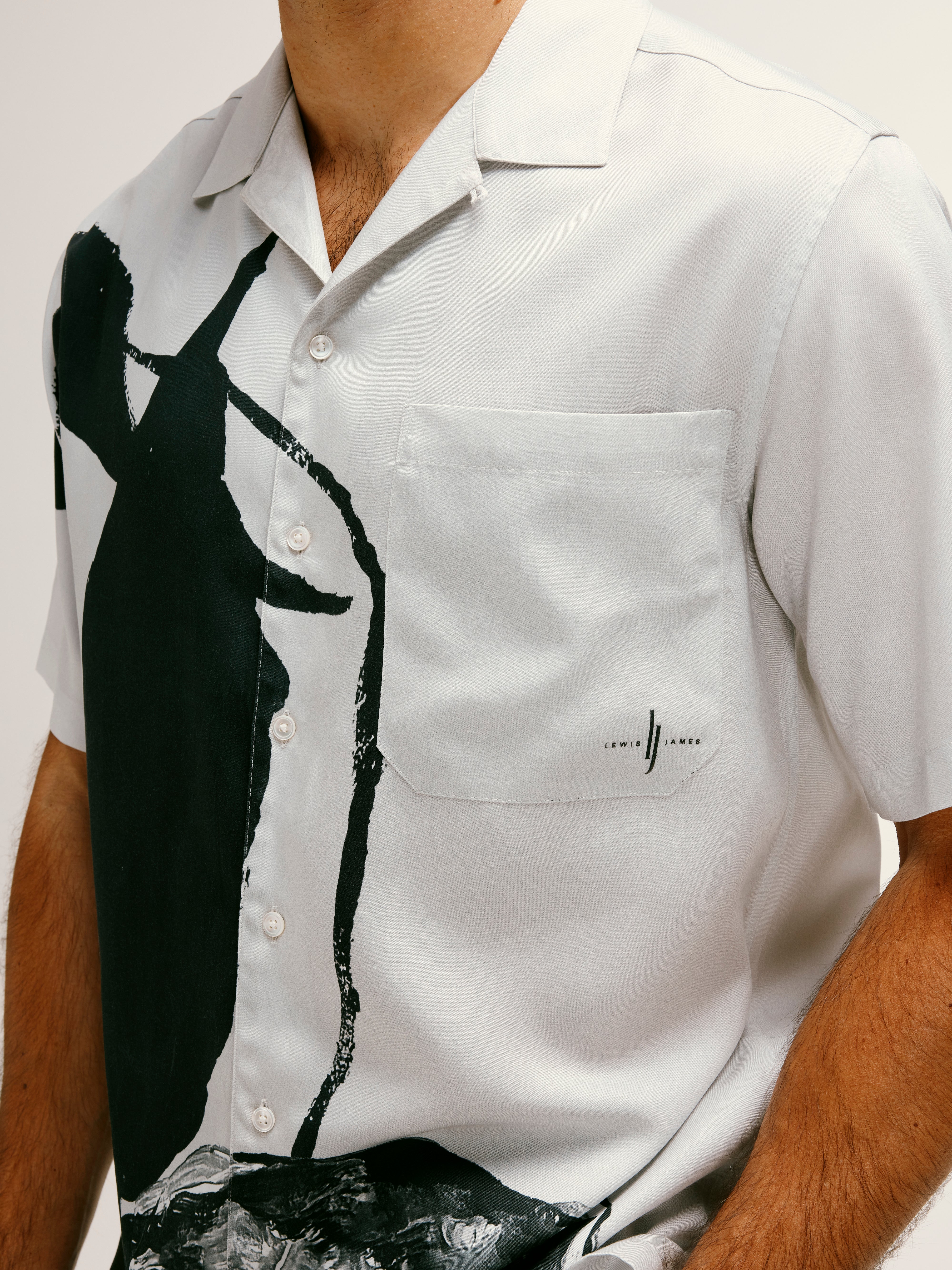 Iris Floral Printed Tencel Shirt in Black and White