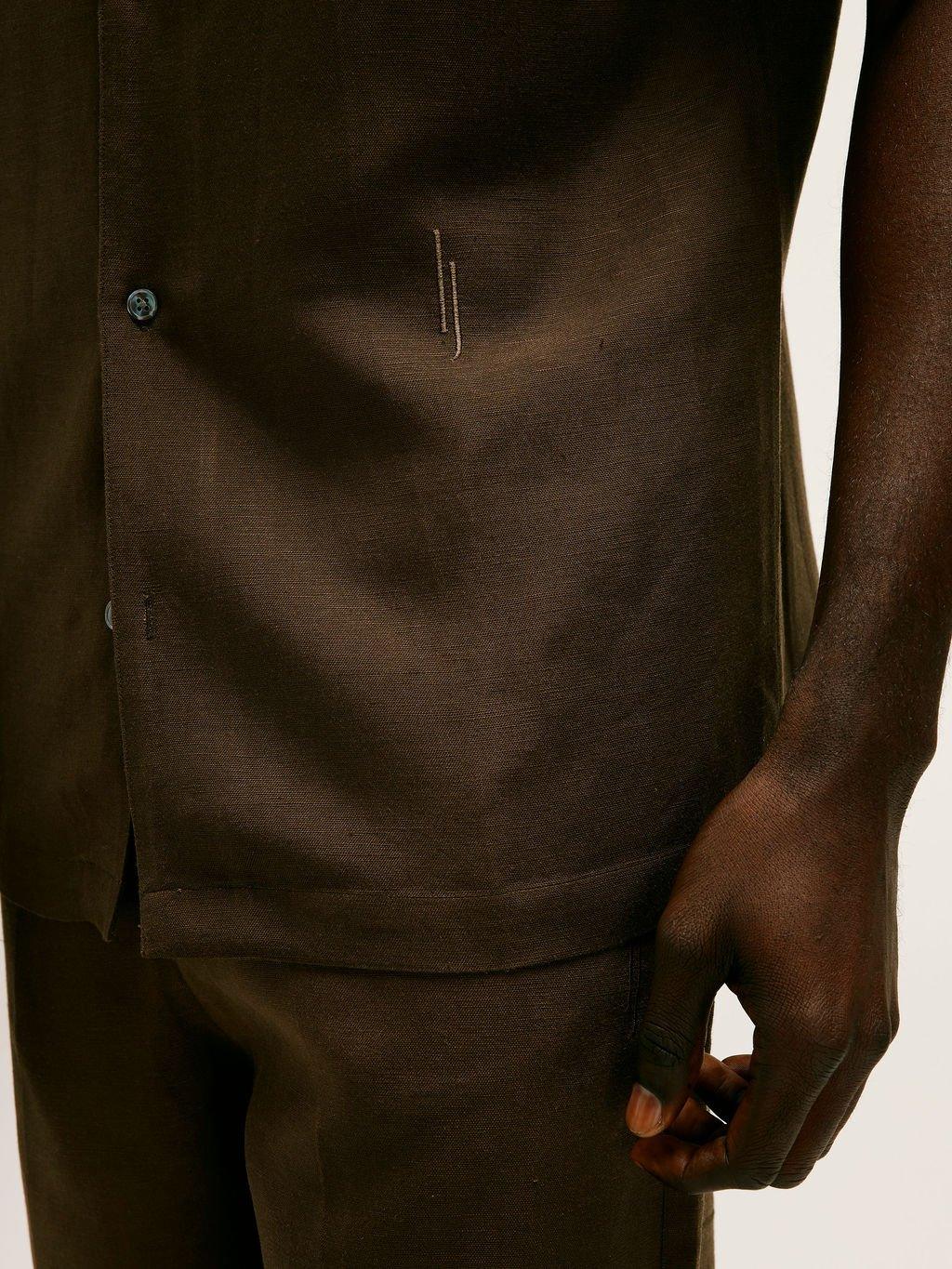 Short - Sleeve Linen - Viscose Shirt in Chocolate Brown - Lewis James