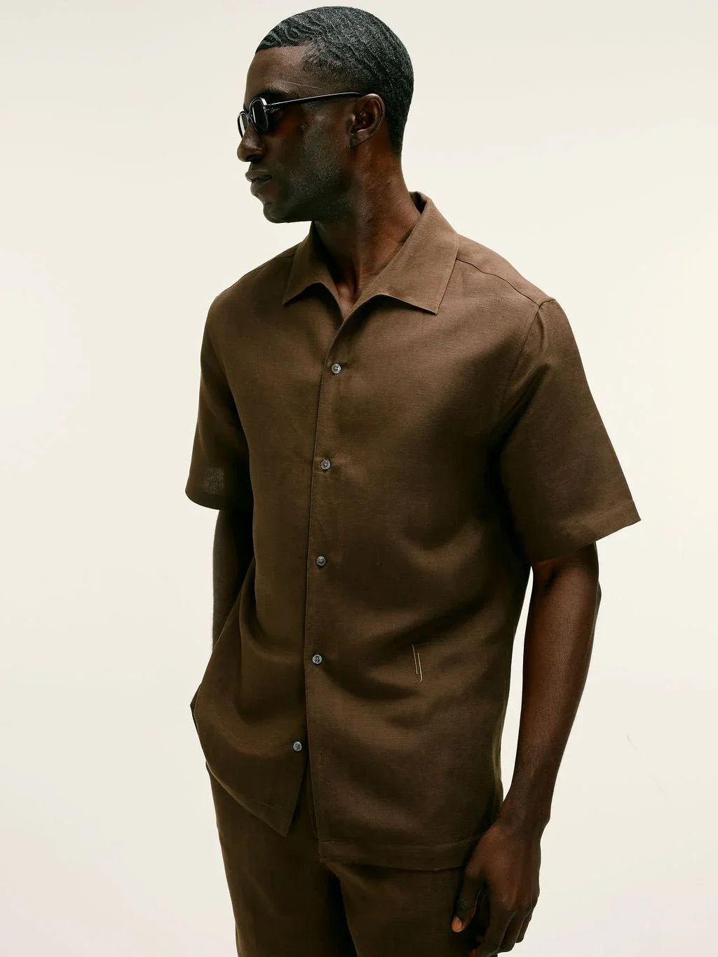 Short - Sleeve Linen - Viscose Shirt in Chocolate Brown - Lewis James