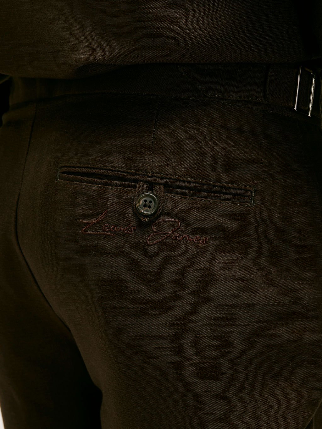 Smart Pleated Linen Blend Shorts in Brown - Lewis James