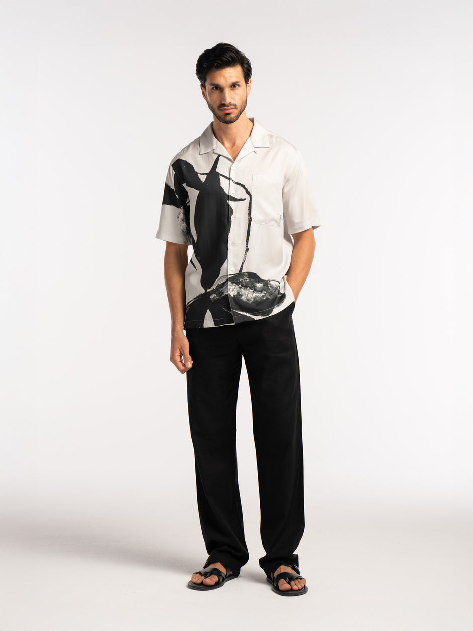 Iris Floral Printed Tencel Shirt in Black and White