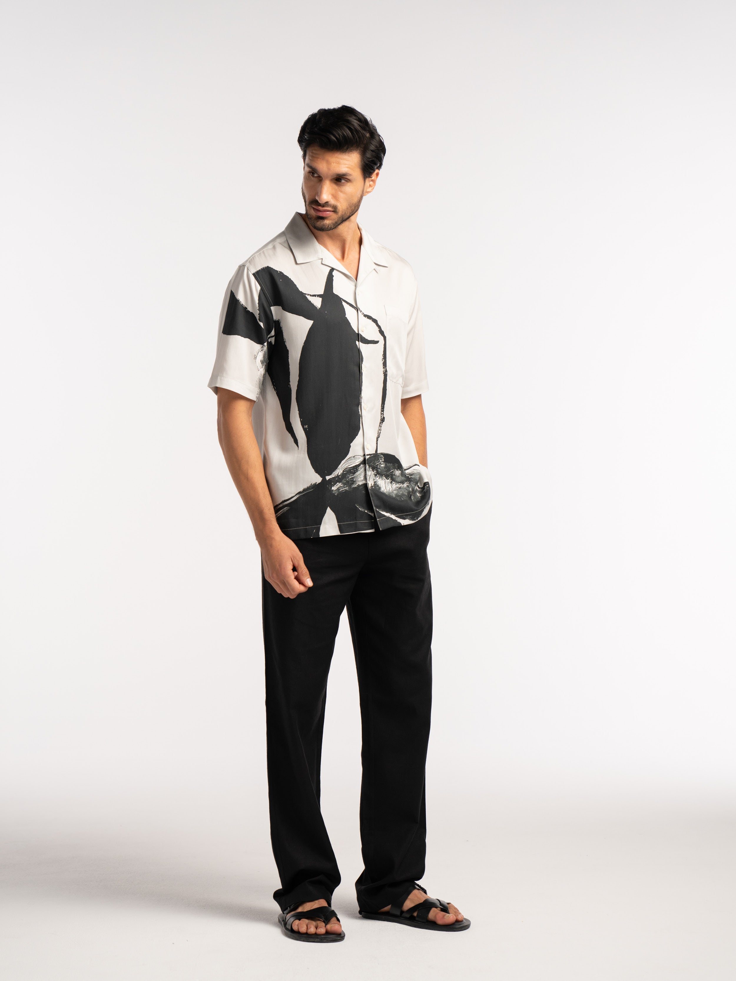 Iris Floral Printed Tencel Shirt in Black and White