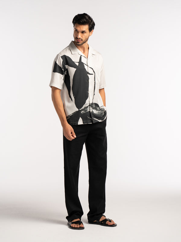 Iris Floral Printed Tencel Shirt in Black and White