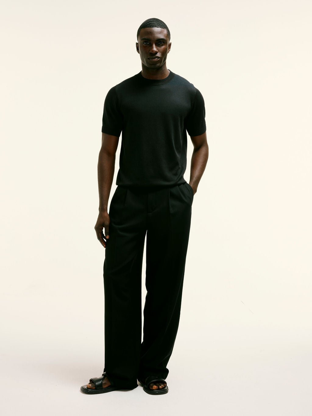 Cotton - Silk Blend Premium Knitted T-Shirt in black - Lewis James