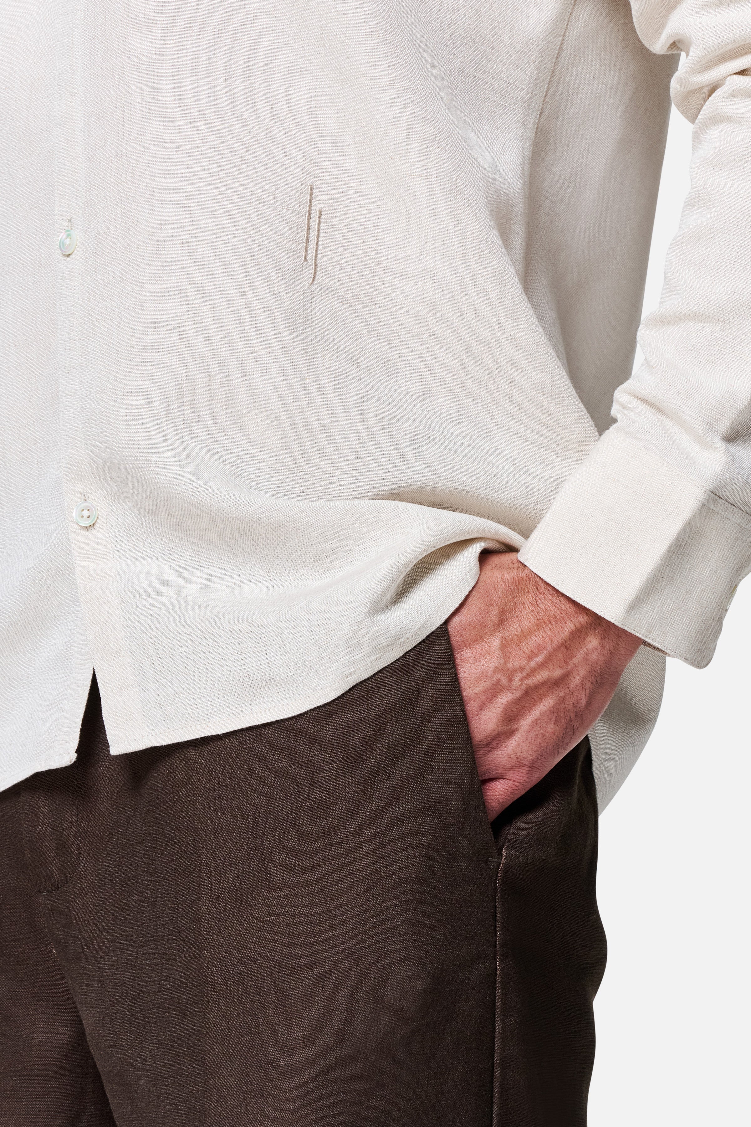 Brandon Safari Single Pleated Linen Shorts