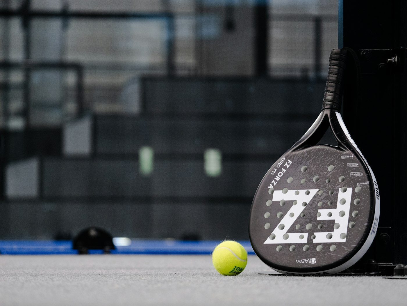 Padel at Puente Romano's racquet club, five o'clock